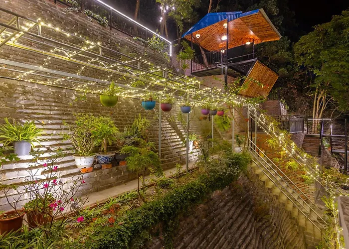 Cat Ba Xanh Spring Garden Hotel